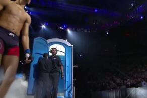7 самых впечатляющих выходов на ринг в истории UFC