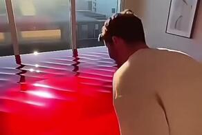  В пятницу хочется одного: лечь на кровать-желе и не думать вообще