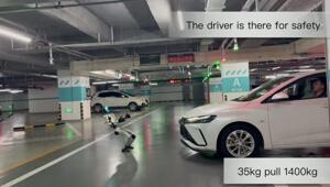 Роботы от Unitree научились тягать автомобили — малыша весом в 35 кг запрягли тянуть машину весом в полторы тонны