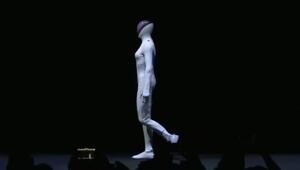 Xpeng показали робота