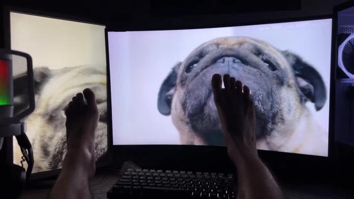 Теперь вы знаете, зачем на самом деле айтишникам два монитора