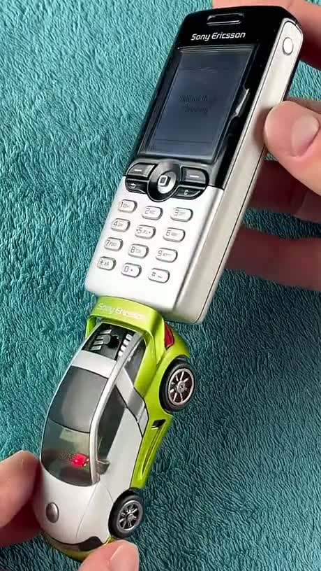 Автомобиль на дистанционном управлении от Sony-Ericsson через Bluetooth