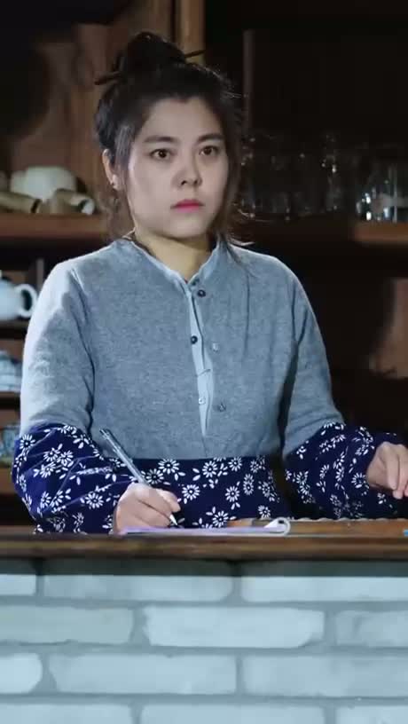 Типичный программист - пытается применить известные ему фреймворки, чтобы решить тривиальную задачу